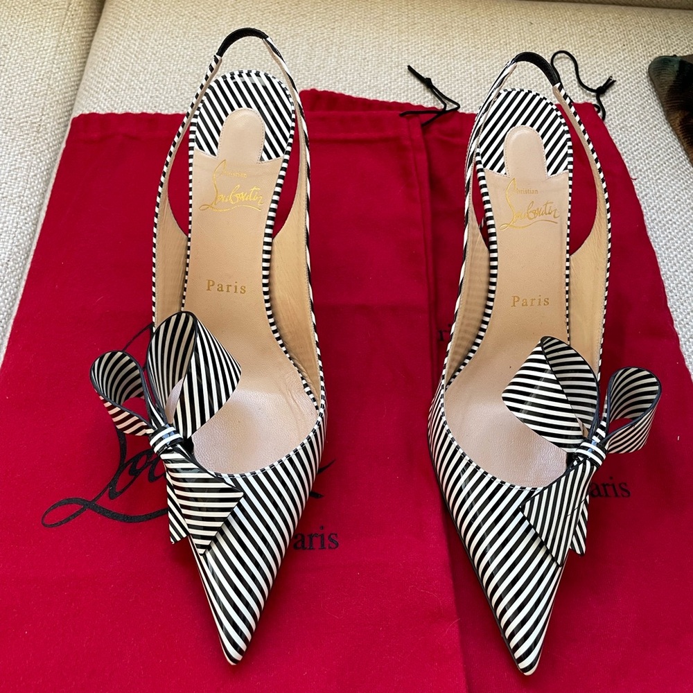 Christian Louboutin Black and White Patent Leather heel with bow size 39.5 - Picture 2 of 9